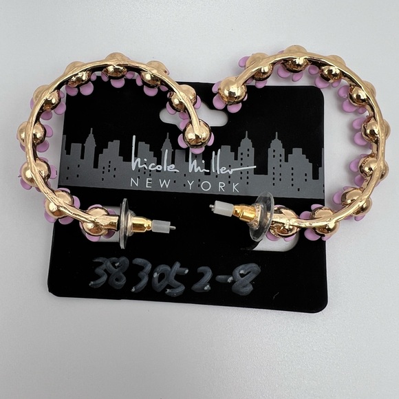 Nicole Miller - Pink Flower 14k Gold Plated Hoop Earrings - Picture 5 of 6